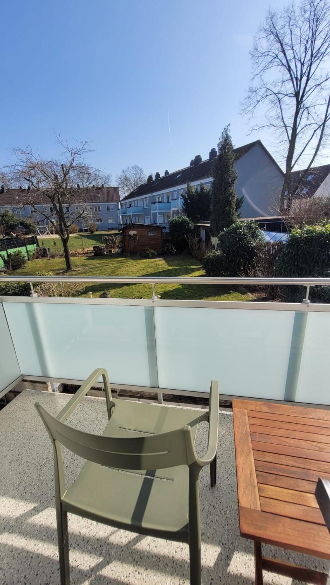 Ruhig Gelegene 2-Zi Fewo, Wallbox, Balkon Essen Exteriér fotografie